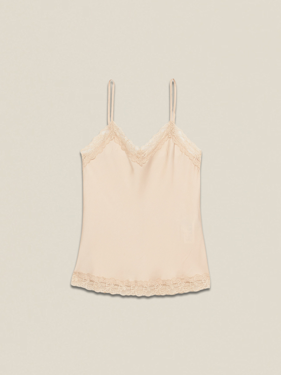 Lenjerie intimă de lux din satin și dantelă