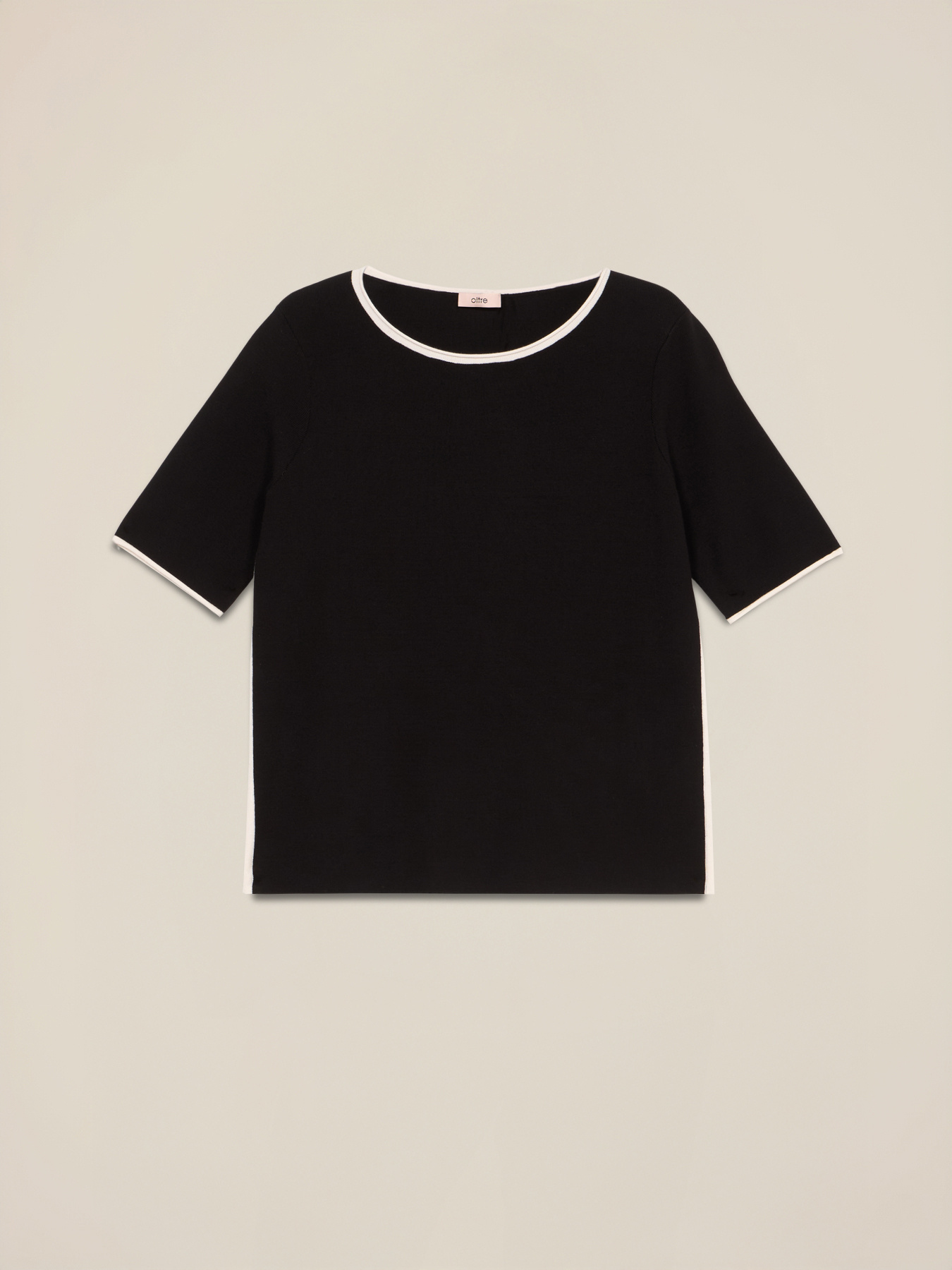 Maglia maniche corte con profili a contrasto image number 3