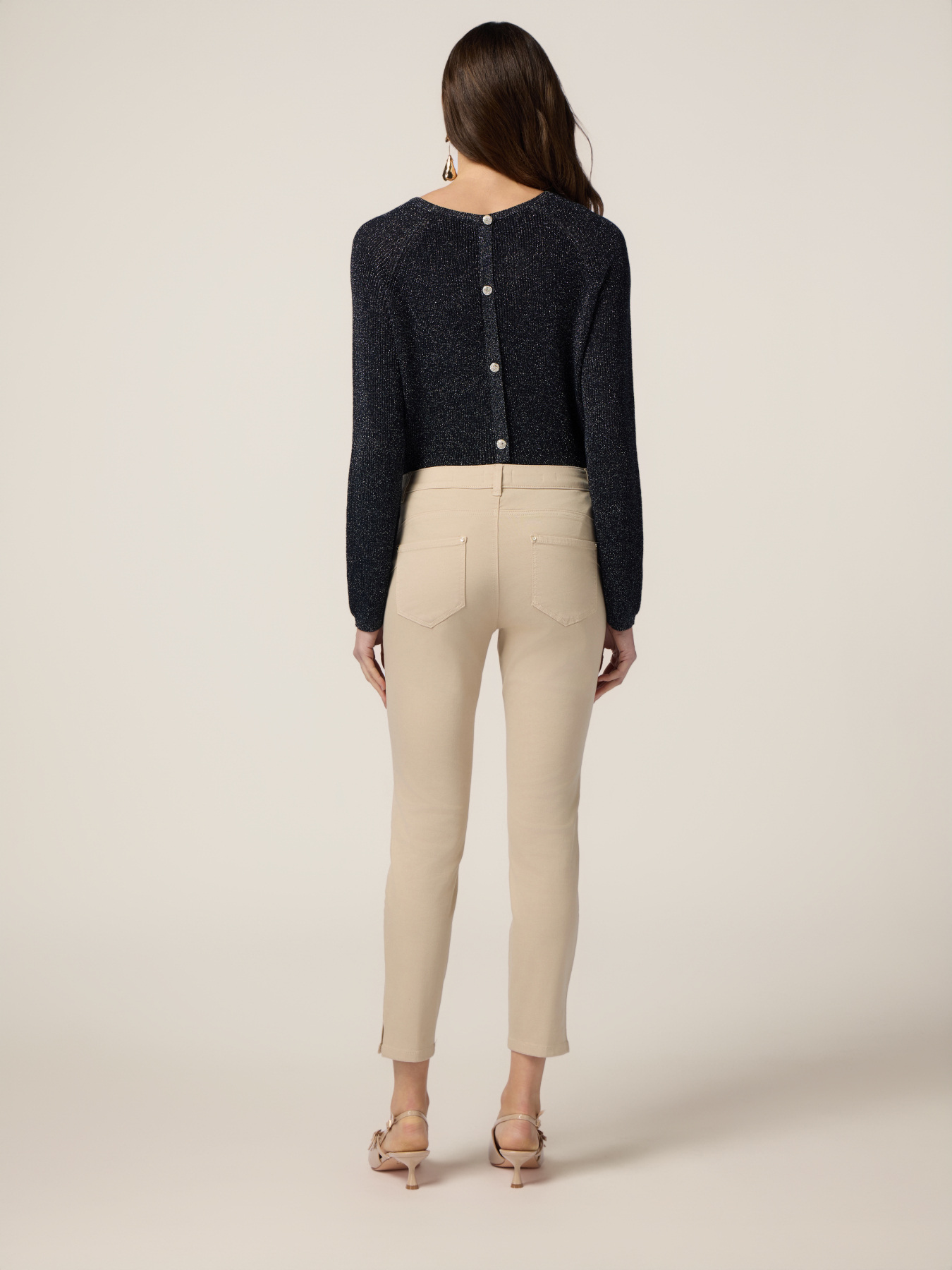 Pantaloni skinny din bumbac și tencel cu nasture bijuterie image number 1
