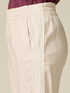 Pantalon en m&eacute;lange de lin avec bande en broderie anglaise image number 2