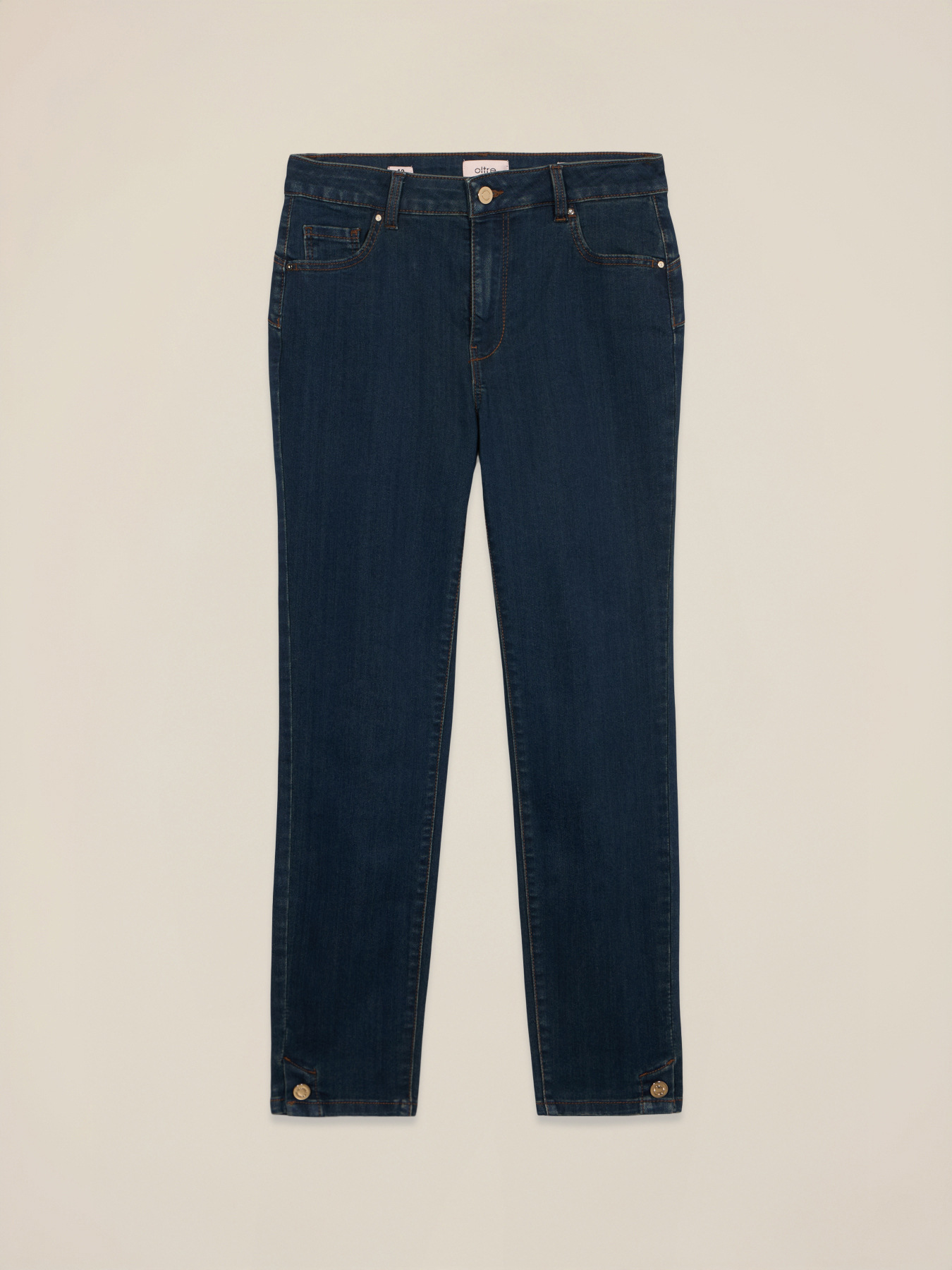 Regular jeans with decorative buttons image number 4
