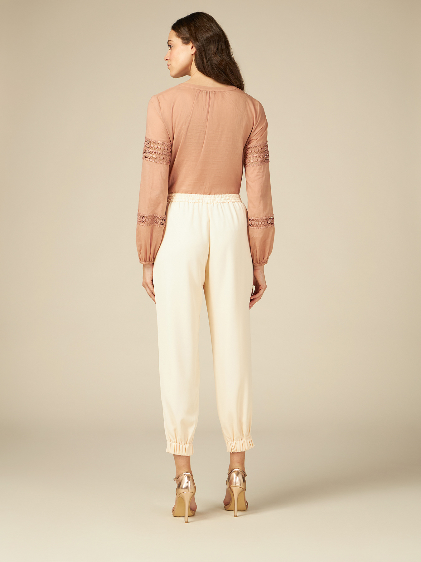 Flowing fabric Dubai joggers image number 1