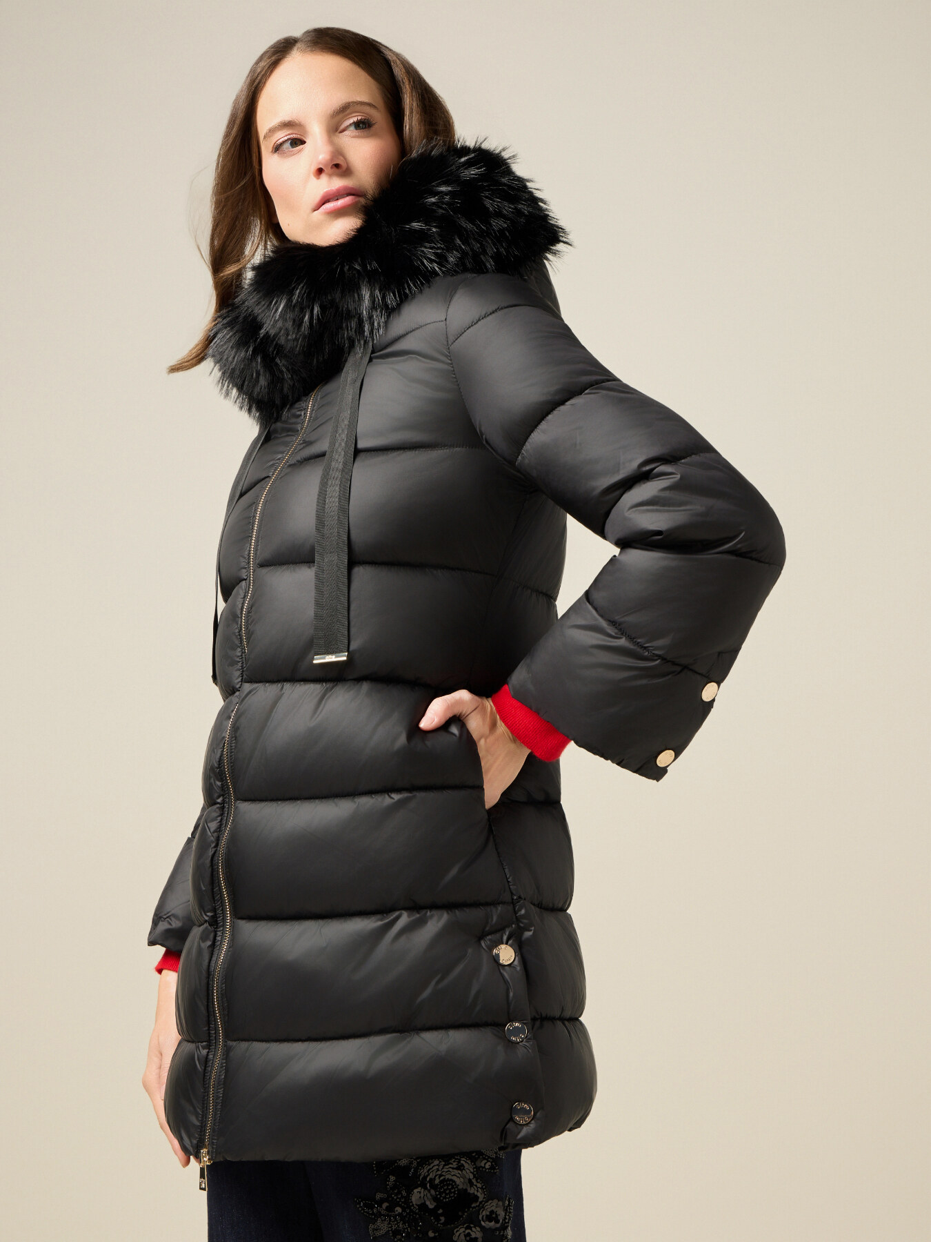 Midi down jacket with hood and furry trim image number 0