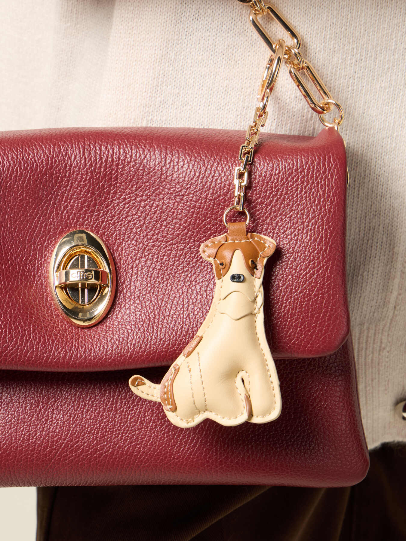 Hundef&ouml;rmiger Schl&uuml;sselanh&auml;nger-Charm image number 0