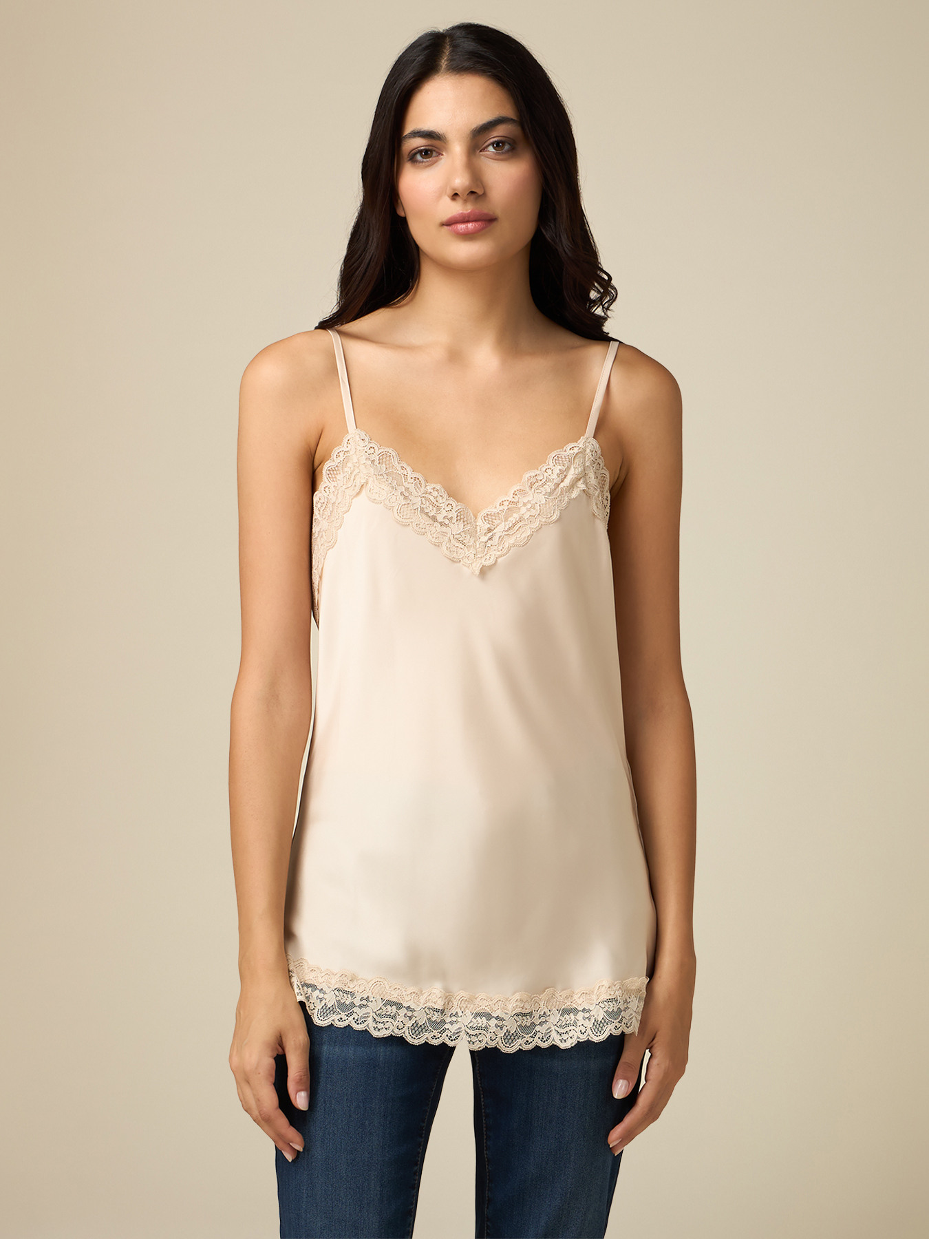 Top de lingerie en satin et dentelle image number 0