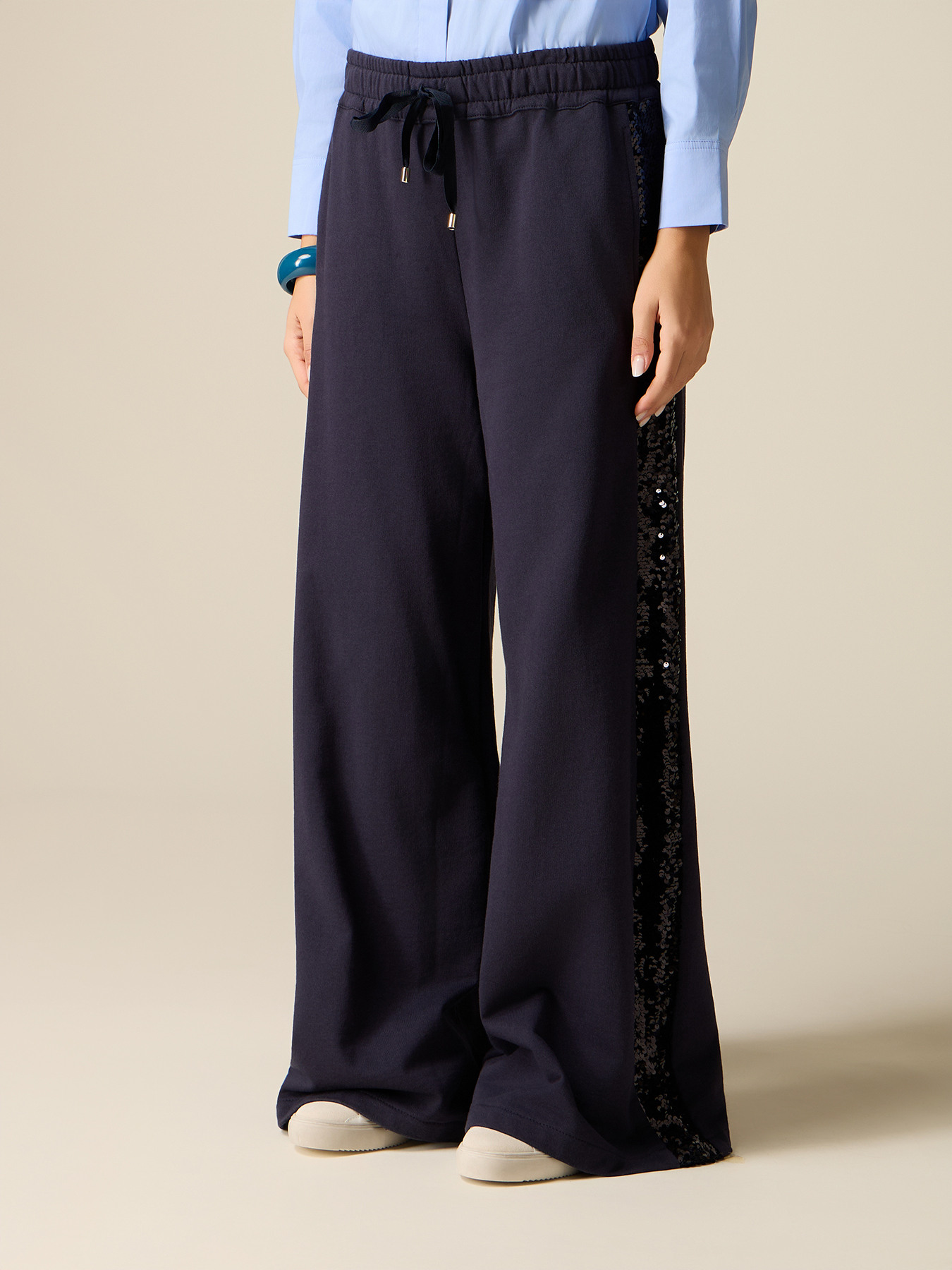 Pantalones palazzo de felpa con lentejuelas image number 3