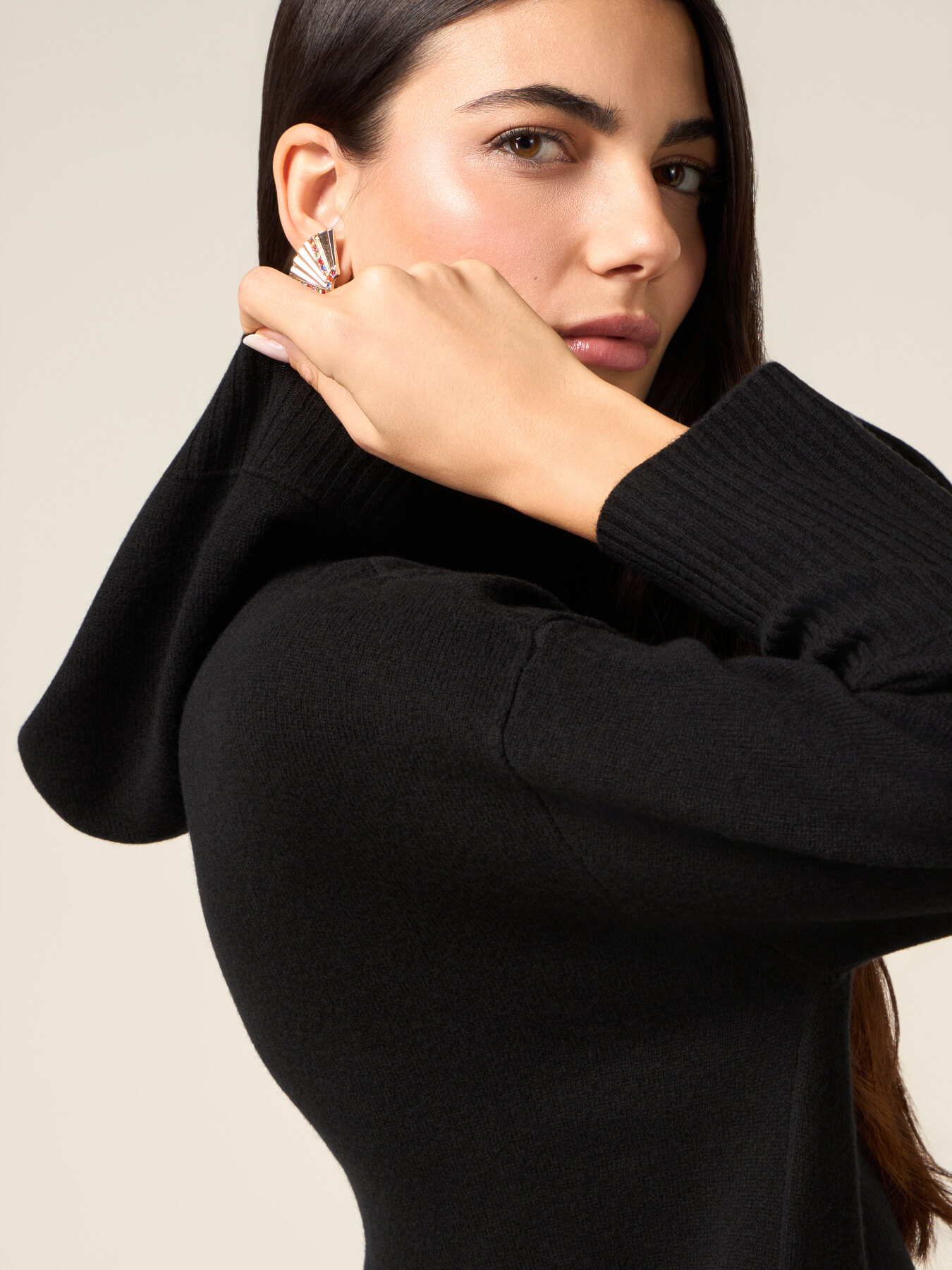 Hooded sweater in pure wool image number 2